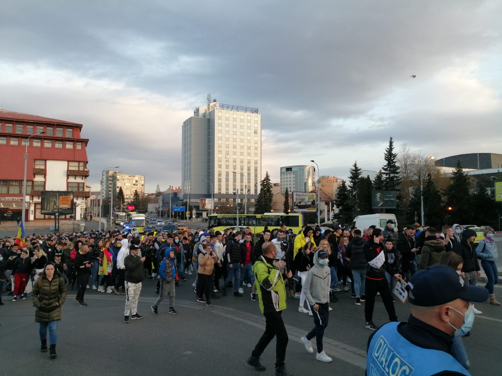 VIDEO| Ce nu s-a văzut la protestul organizat la Sibiu împotriva restricțiilor