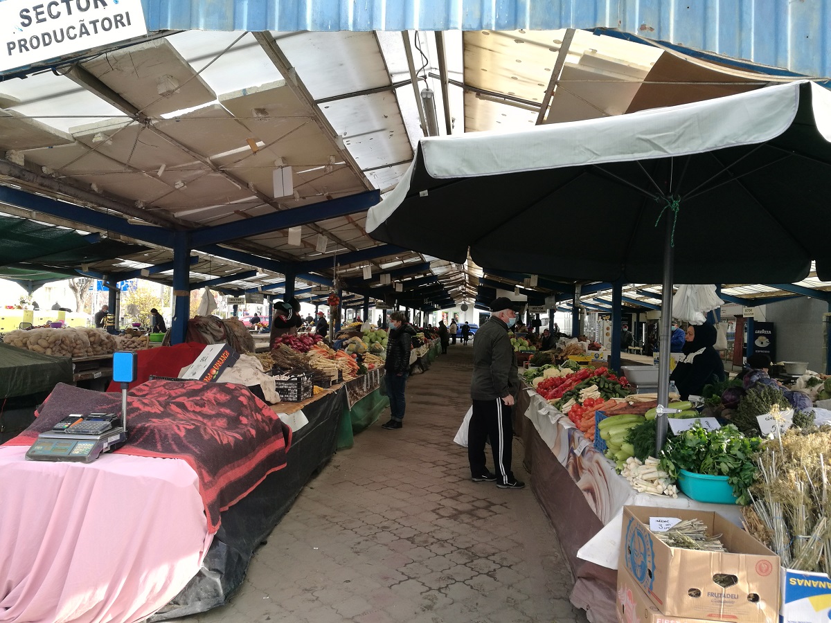 Care este cea mai ieftină piață din Sibiu. Prețul legumelor diferă cu 1-2 lei/kg