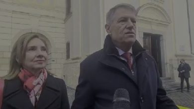 Photo of VIDEO| Președintele României, la biserică în Sibiu în prima zi de Crăciun: “Nașterea Domnului să vă aducă liniște în suflet!”