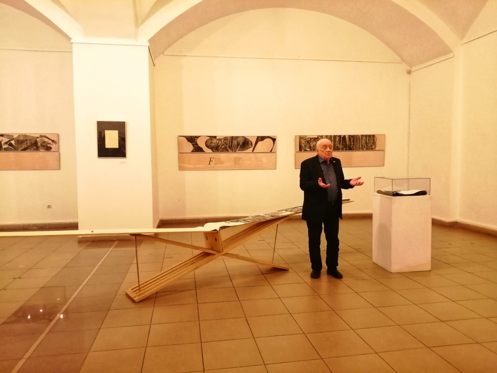 Un bun prieten al lui Nichita Stănescu și-a deschis expoziție la Sibiu: „N-avea clanță la ușă! Intrai când doreai!”