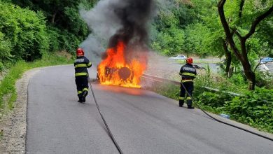 Photo of VIDEO| Incendiu la o mașină aflată în mers, între Șeica Mare și Șeica Mică