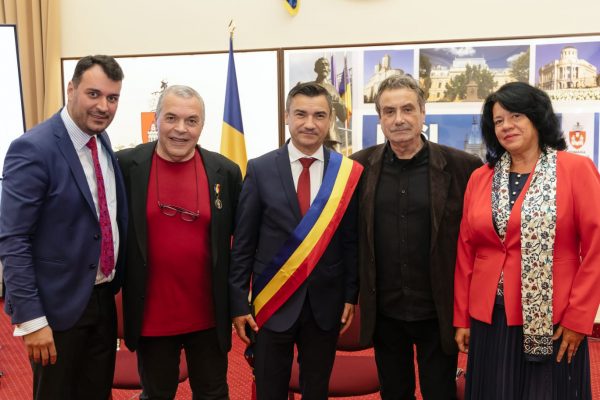 VIDEO| Constantin Chiriac, cetățean de onoare al municipiului Iași: „Mă întorc cu bucurie în acest loc!”