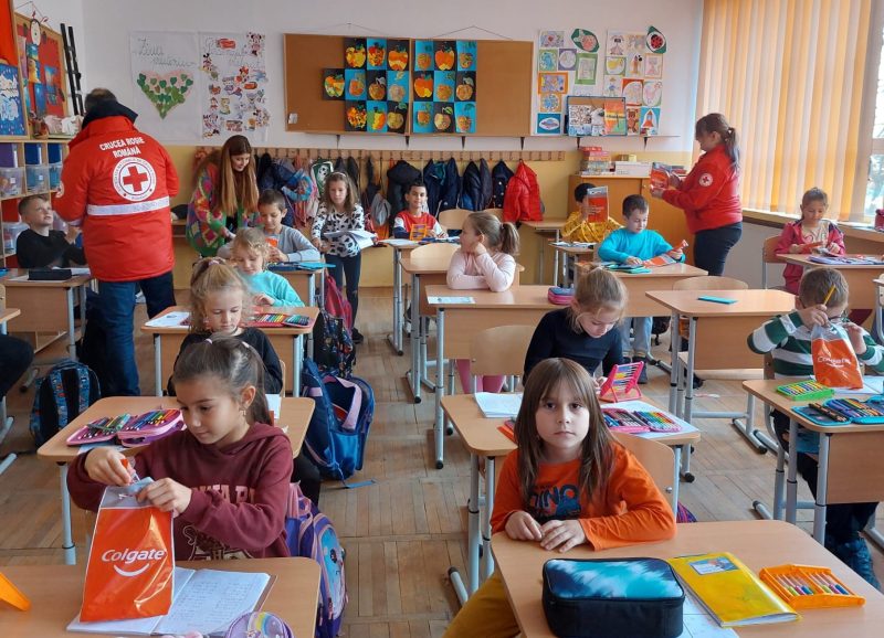 Peste 7.400 de copii din județul Sibiu, instruiți despre igiena orală