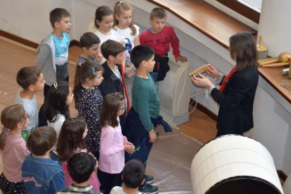 Copiii „Descoperă muzica”, în continuare, la Filarmonica de Stat Sibiu